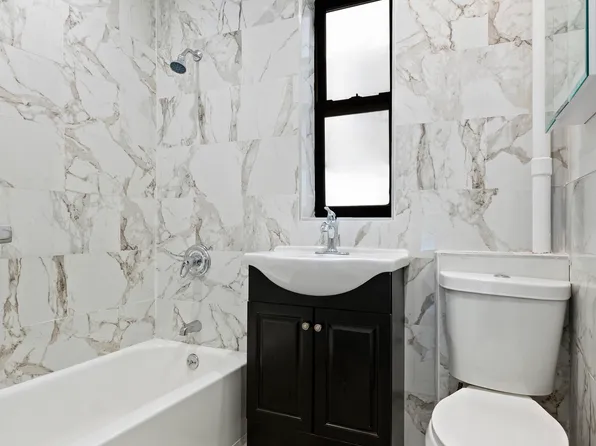 9 Pinehurst Avenue 1C image 6 of 6