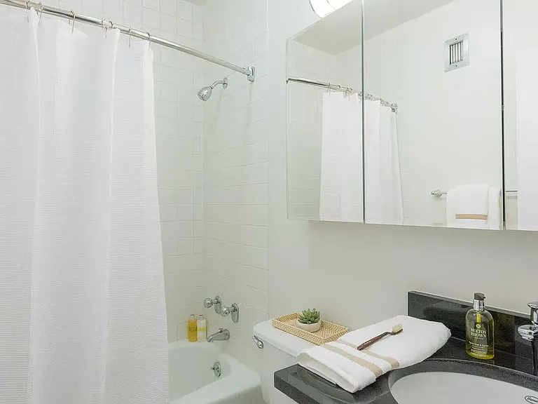 303 E 83rd St #11C — Photo 13