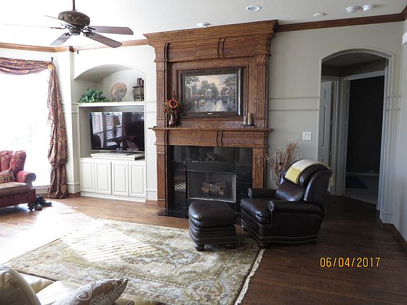 2nd image of 328 Farm View Trl