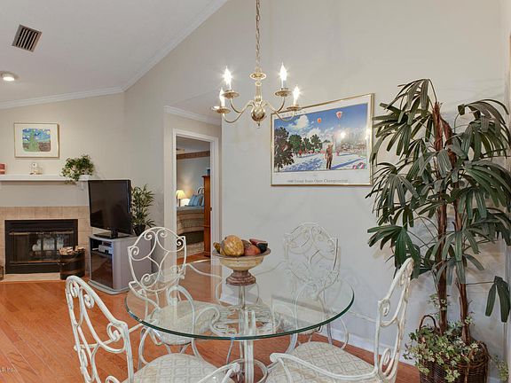 5th image of 242 Cranes Lake Dr #242