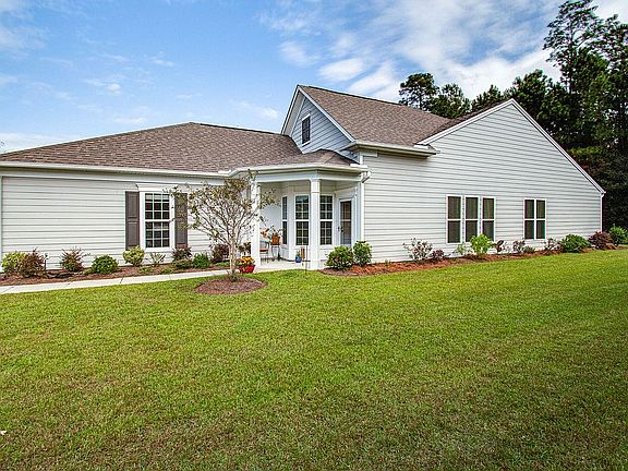 2BRs, 2 full BAs + DEN/OFF 