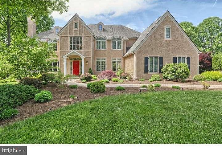1st image of 206 Wynleigh Dr W
