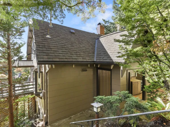 2618 NE Stuart Dr, Portland, OR 97212