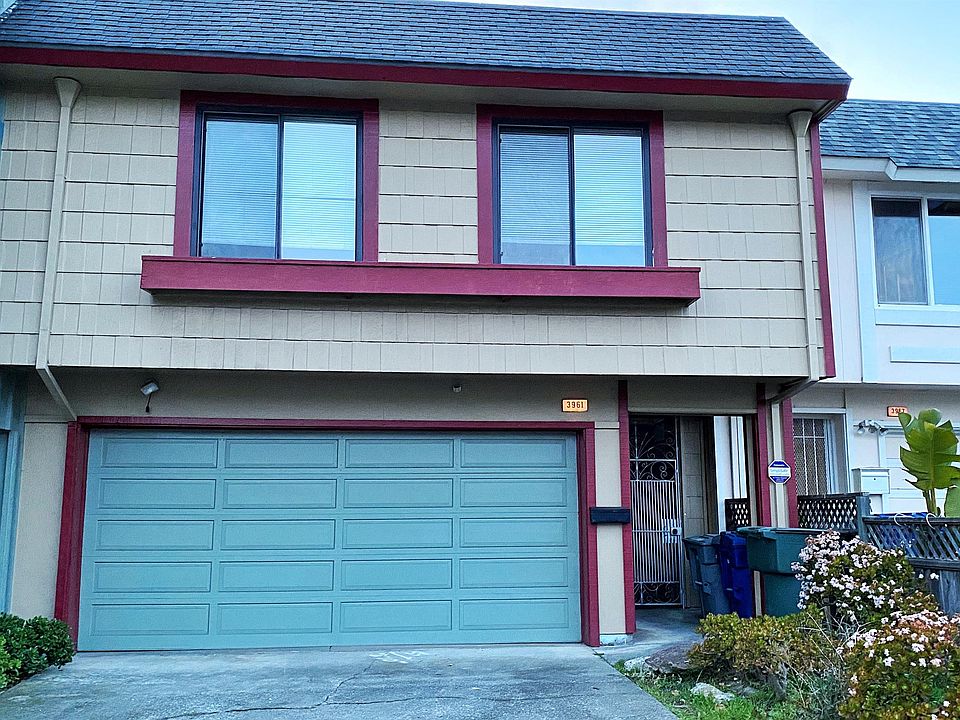 1st image of 3961 Crofton Way