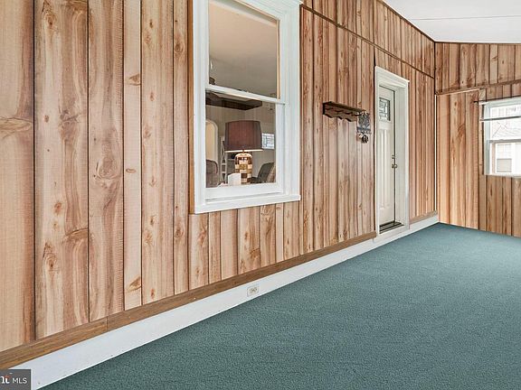 4th image of 203 Fairview Rd