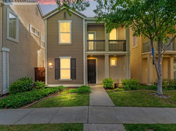 8843 Wheelton Rd, Elk Grove, CA 95624