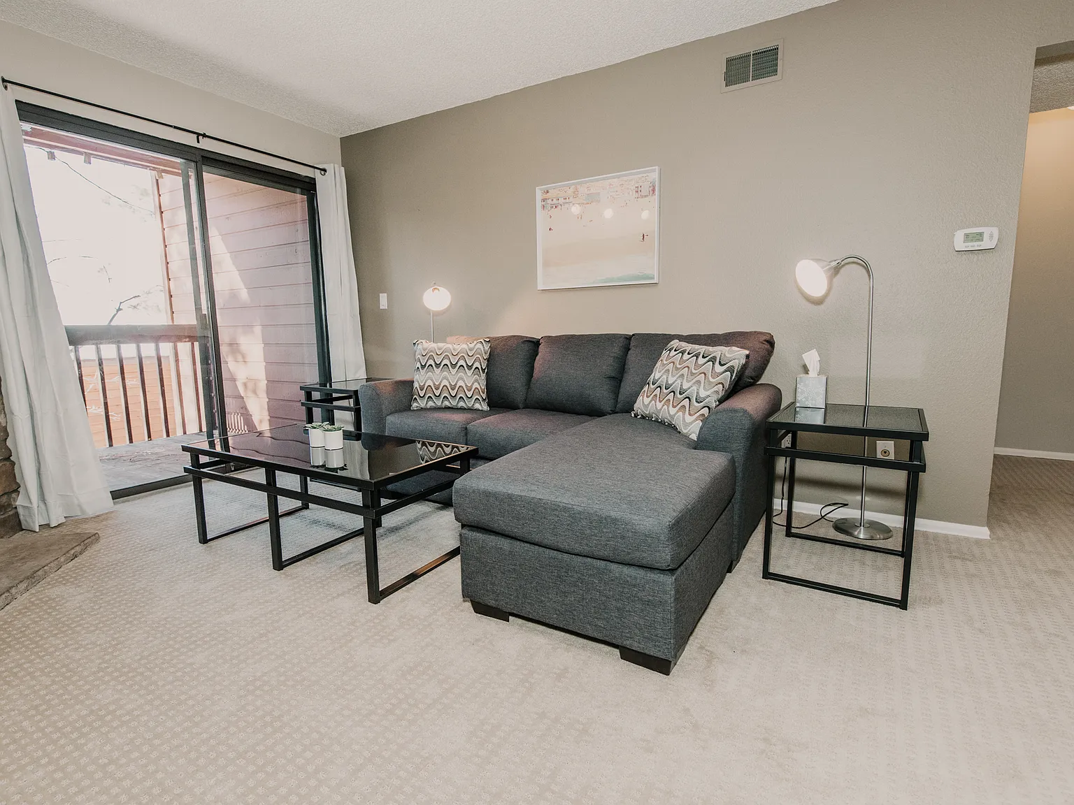 2 bed, 1043 sqft, $2,150 — Photo 2