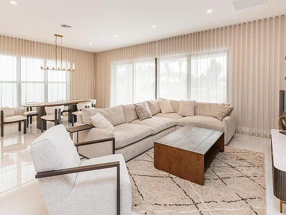 5th image of 8606 Tower Bridge Ct