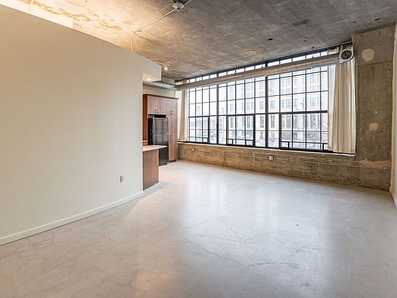 5th image of 41 Burroughs St APT 201