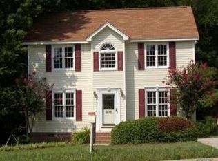 236 Covenrty Dr, Lexington, SC 29072