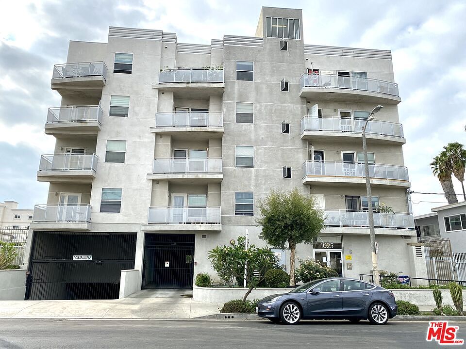 1st image of 1025 Dewey Ave APT 303