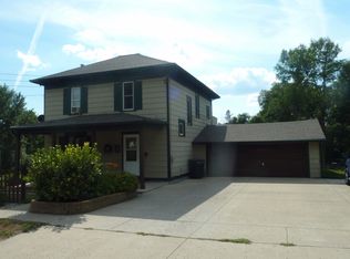 1121 2nd Ave NE, Jamestown, ND 58401