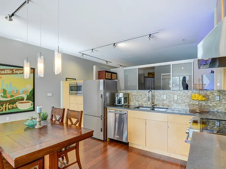 2015 Terry Ave #417 — Photo 10