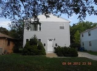 5866 N 64th St, Milwaukee, WI 53218