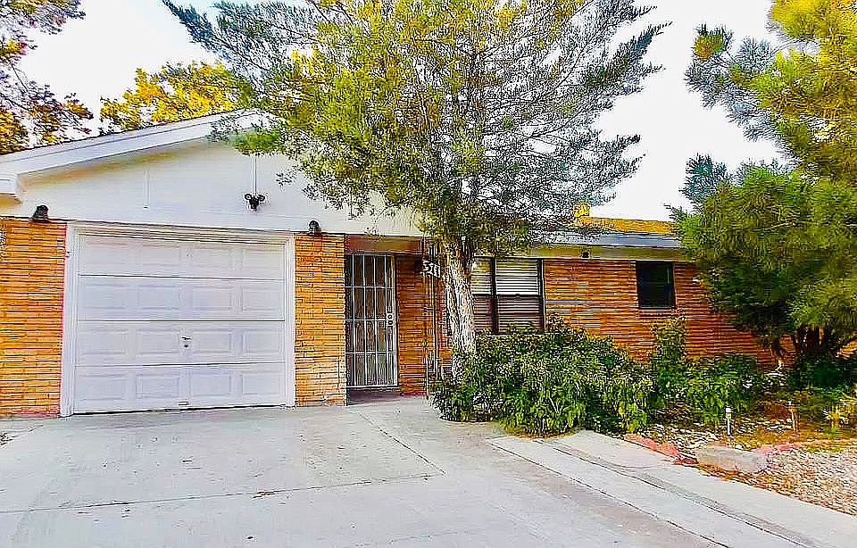 1st image of 311 Oakwood Dr