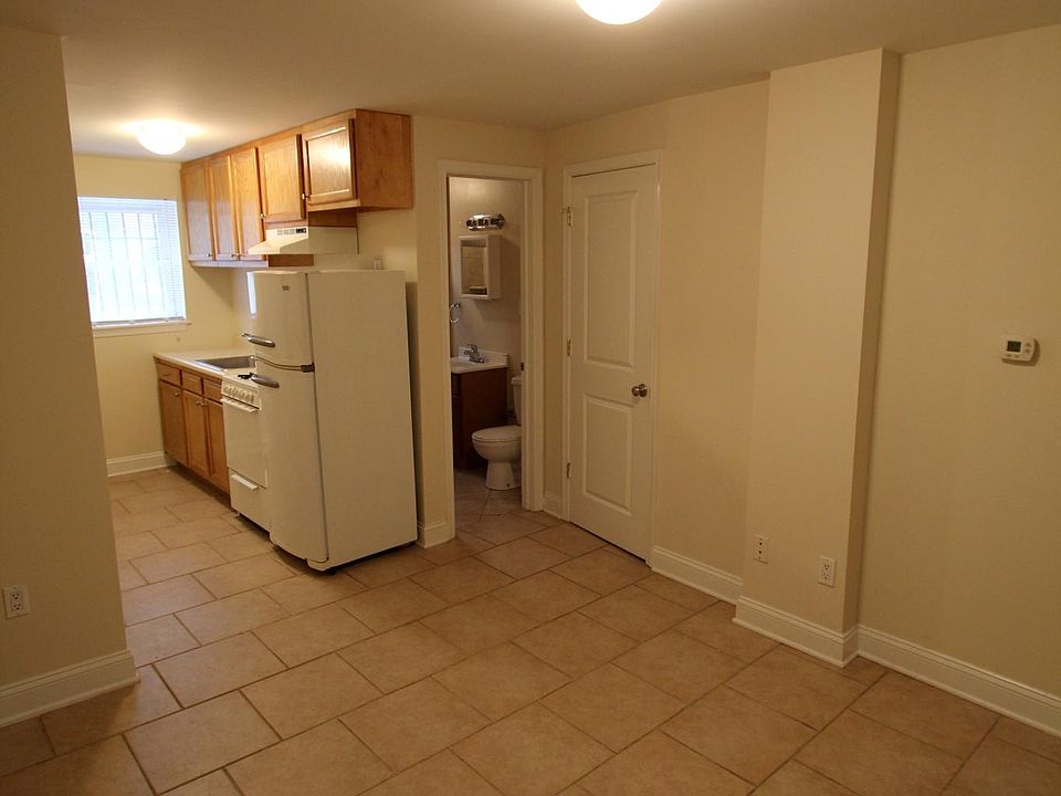 1st image of 1632 Montrose St Floor 1