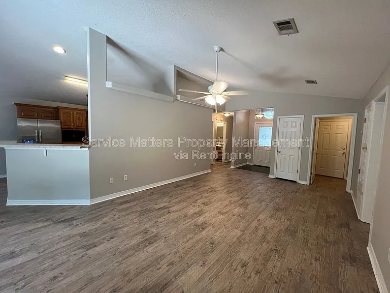 5959 Sleepy Hollow Ct — Photo 6