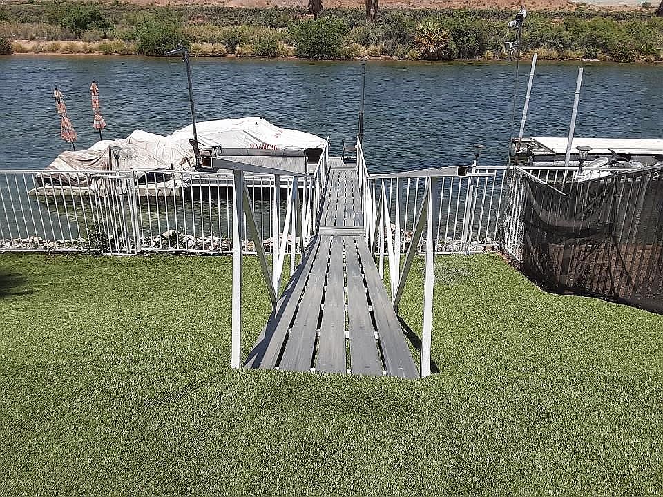 1st image of 1437 Riverfront Dr