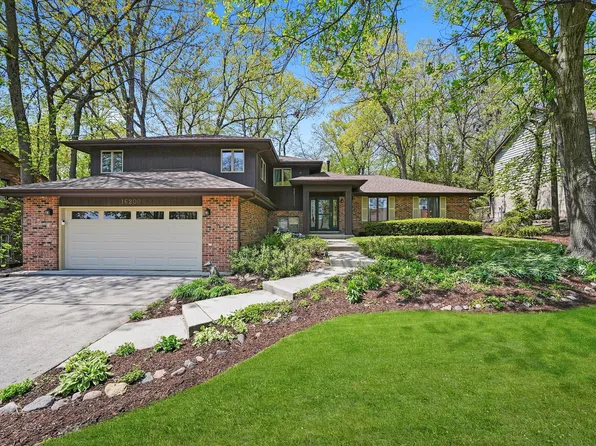 16200 S Pin Oak Ct, Homer Glen, IL 60491
