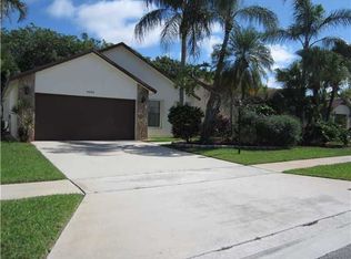 9099 Chatsworth Cascades, Boca Raton, FL 33434