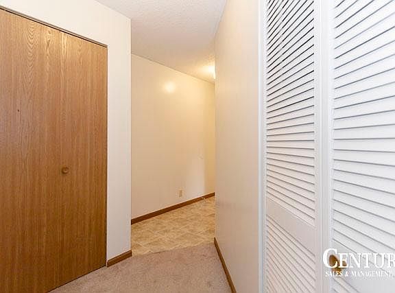 4th image of 4621 Prescott Ave #2X2A