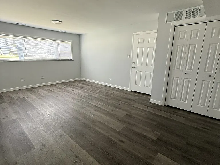50 Surrey Dr #1N — Photo 5
