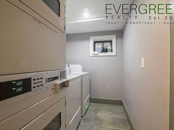 5th image of 1059 Bergen St #2J