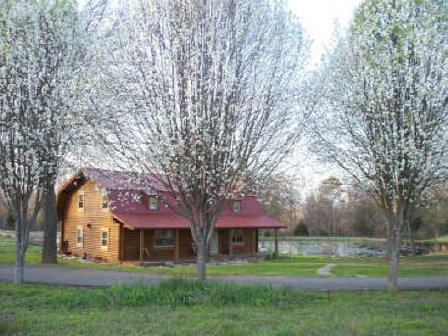 1st image of 296 Sand Creek Trl