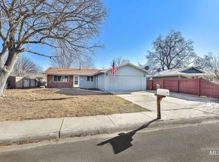 226 S Harlan Pl, Eagle, ID 83616