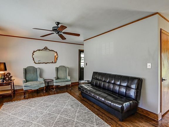 2nd image of 909 Morgan St Lot 70