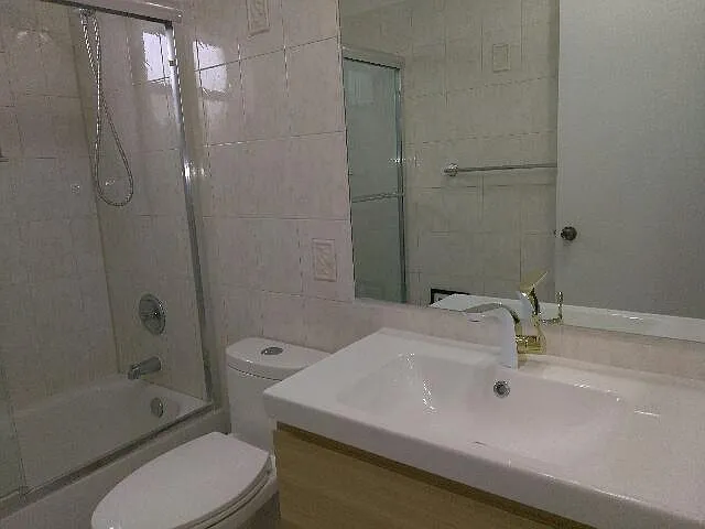 122 Normandy Ln #C — Photo 6