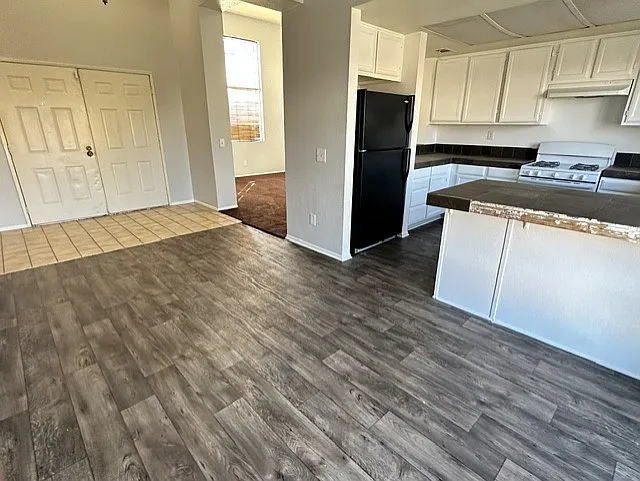 3735 Hollowglen Dr — Photo 21