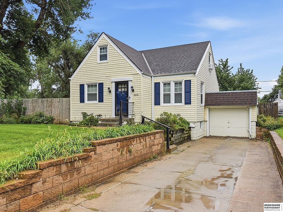 1st image of 5835 Oak St