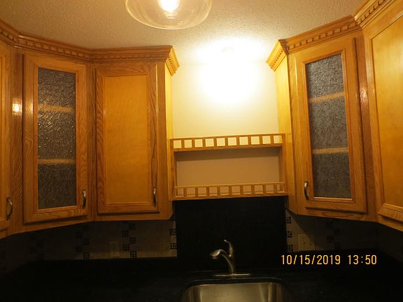 5th image of 5 Autumn Leaf Dr APT 15