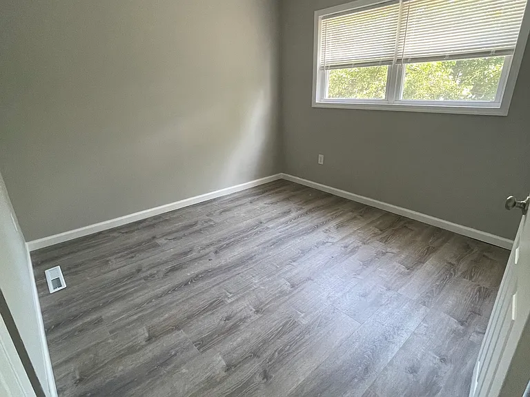 31 Rose Ln — Photo 11