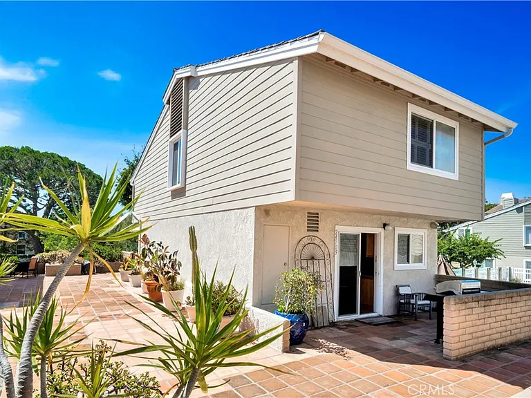 24709 Santa Clara Ave — Photo 10