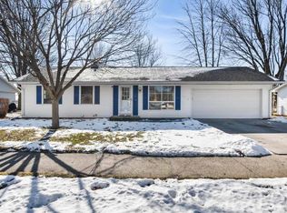 225 W Burbank Ave, Janesville, WI 53546