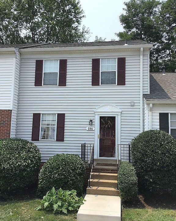1st image of 186 Fairfield Dr
