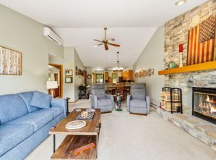10570 Bay Ridge Pl #E-4, Sister Bay, WI 54234