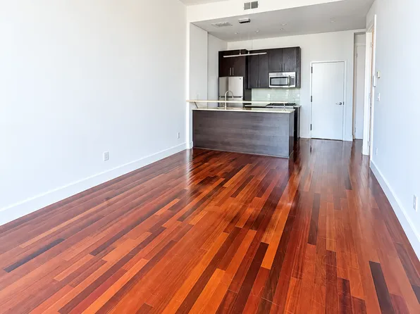 291 Devoe Street image 1 of 10