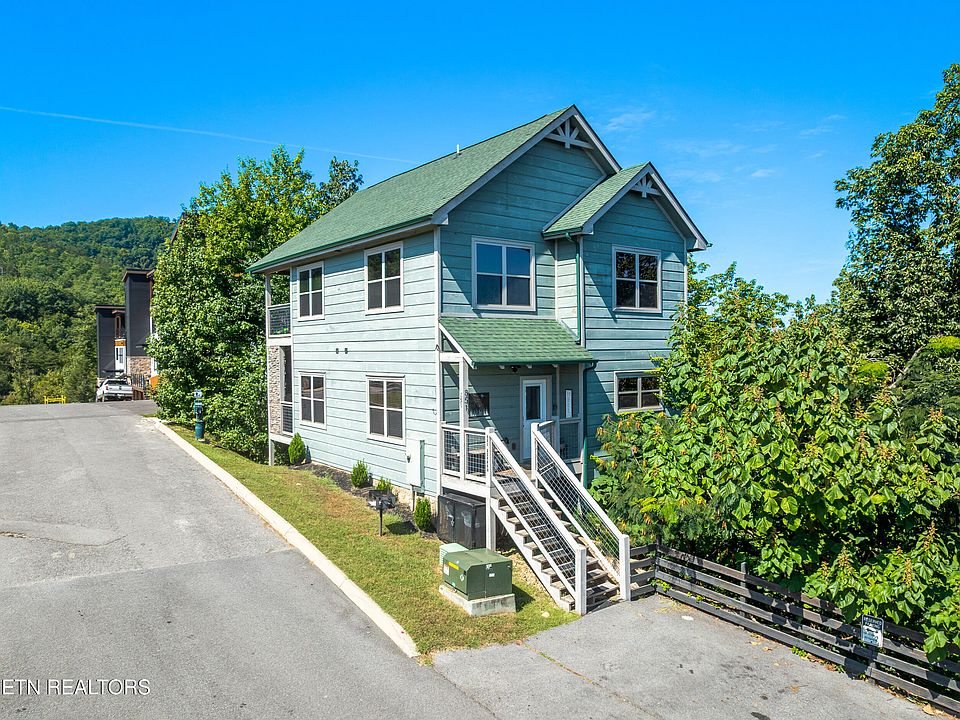 1st image of 851 Osprey Way