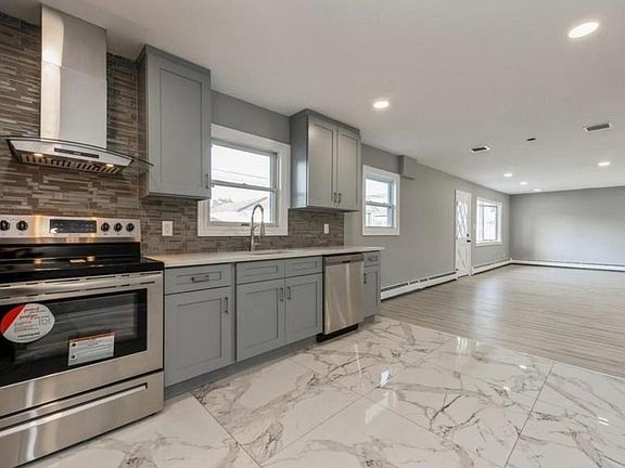 Eat In Kitchen with SS Appliances