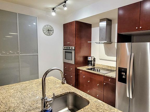 Modern Upgraded kitchen finishes