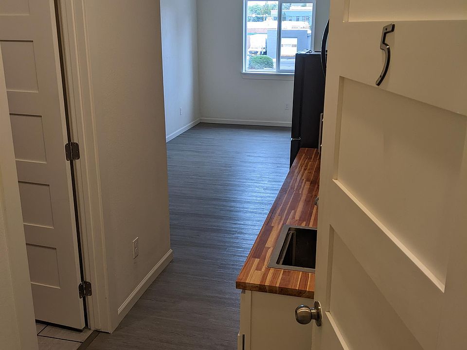 1st image of 314 S Asbury St #11108764
