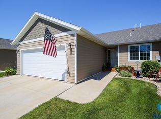 6203 W Maxwell Pl, Sioux Falls, SD 57107