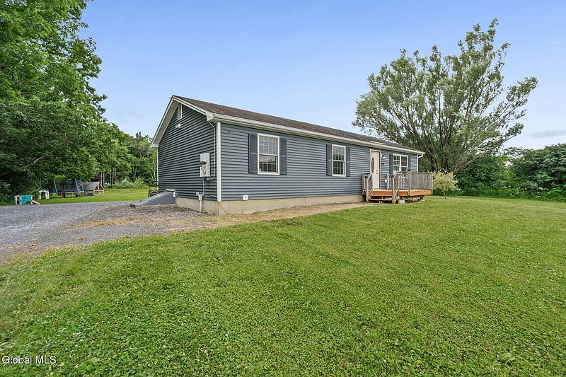 4th image of 579 S Kelley Road