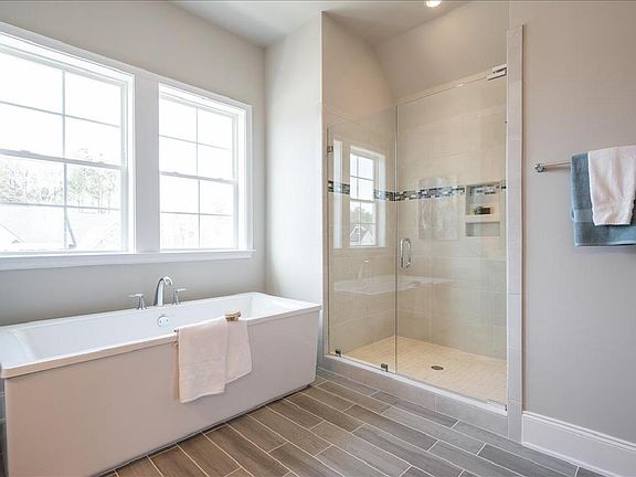 Extra large primary bathroom