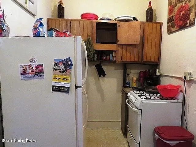 819 Lampton St #2R — Photo 7