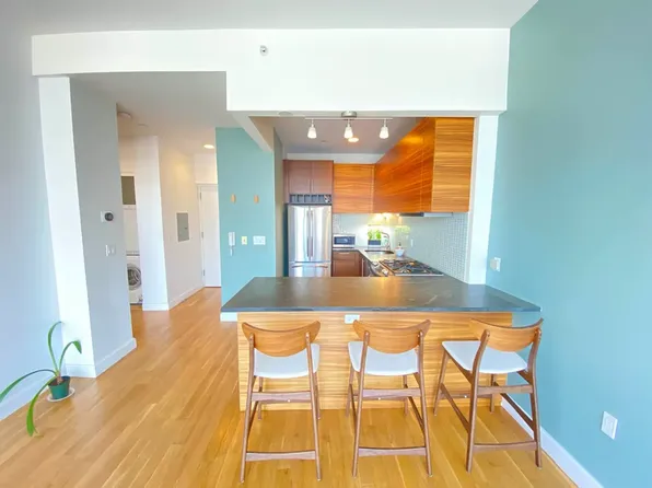 11-24 31st Avenue image 1 of 15