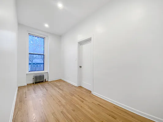 Rented by True Real Estate Group | media 4